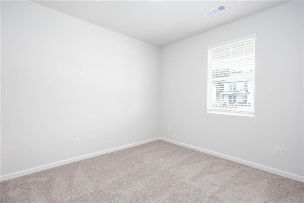 65 Grove Springs Ct Se - Photo 4 of 39