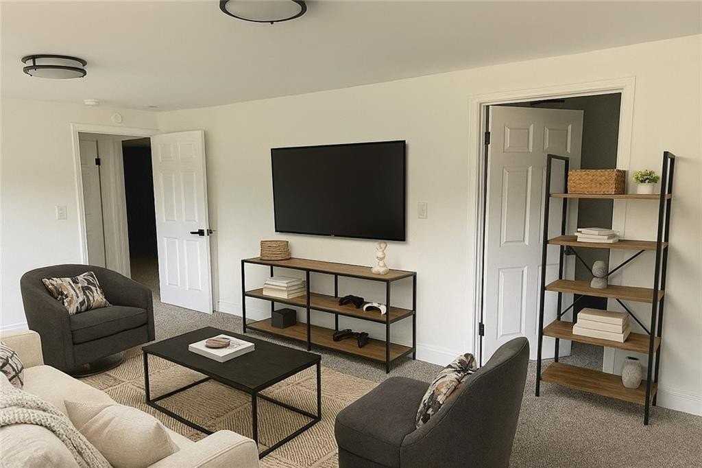 4941 Isle Royal Ct - Photo 6 of 15