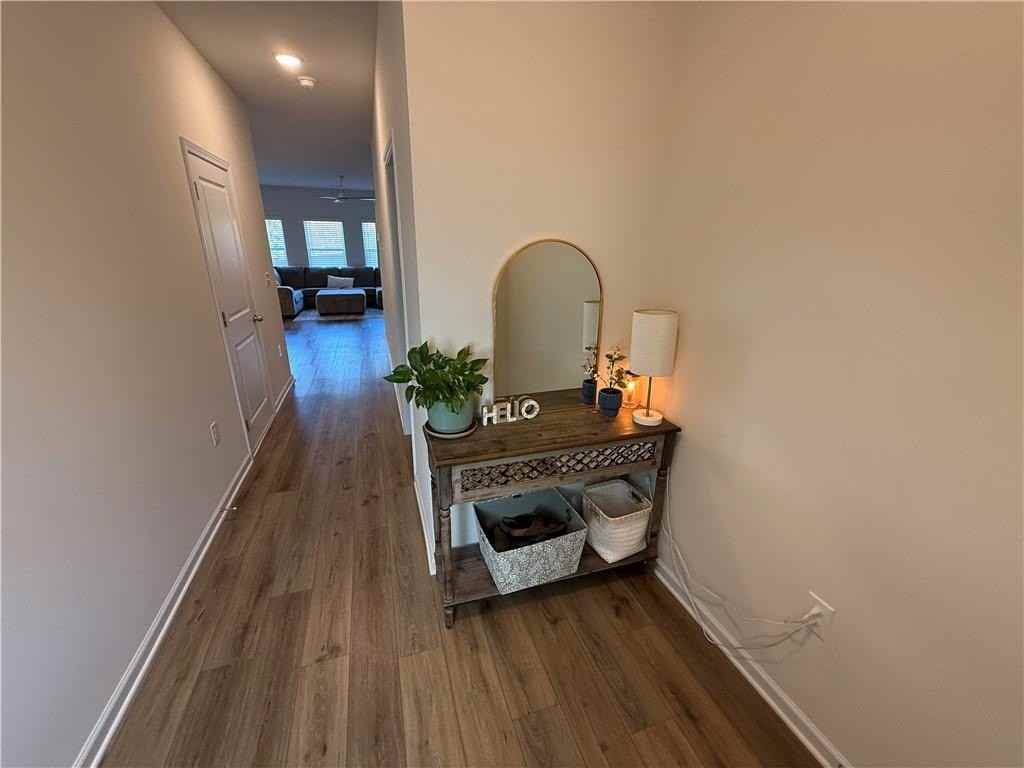 209 Buckingham Ln - Photo 2 of 18