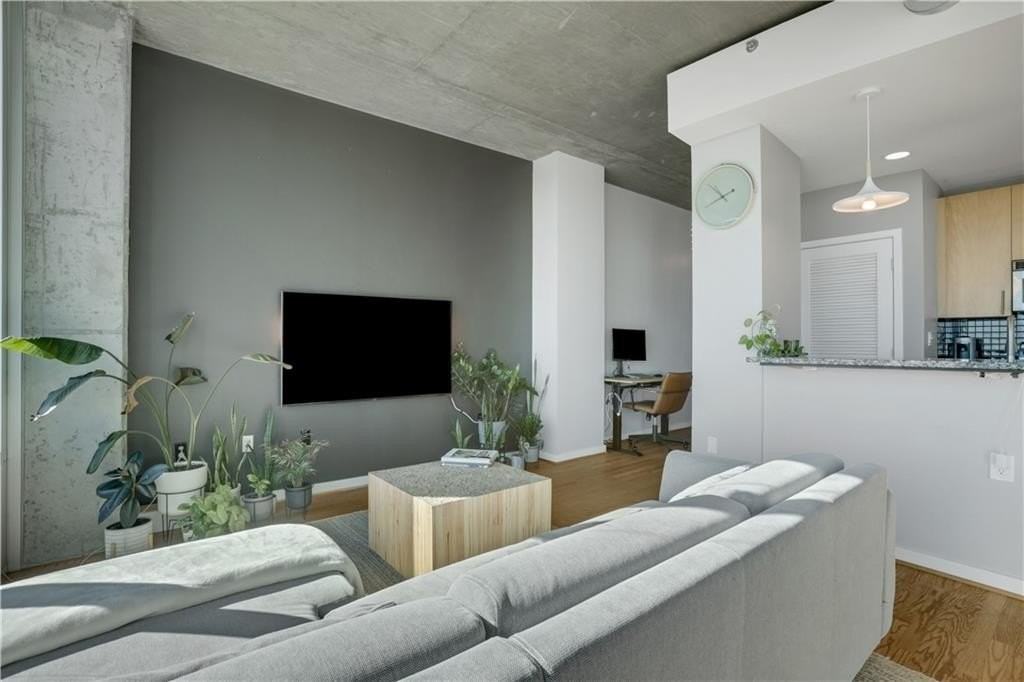 923 Peachtree St Ne Unit 1433 #1433 - Photo 5 of 50