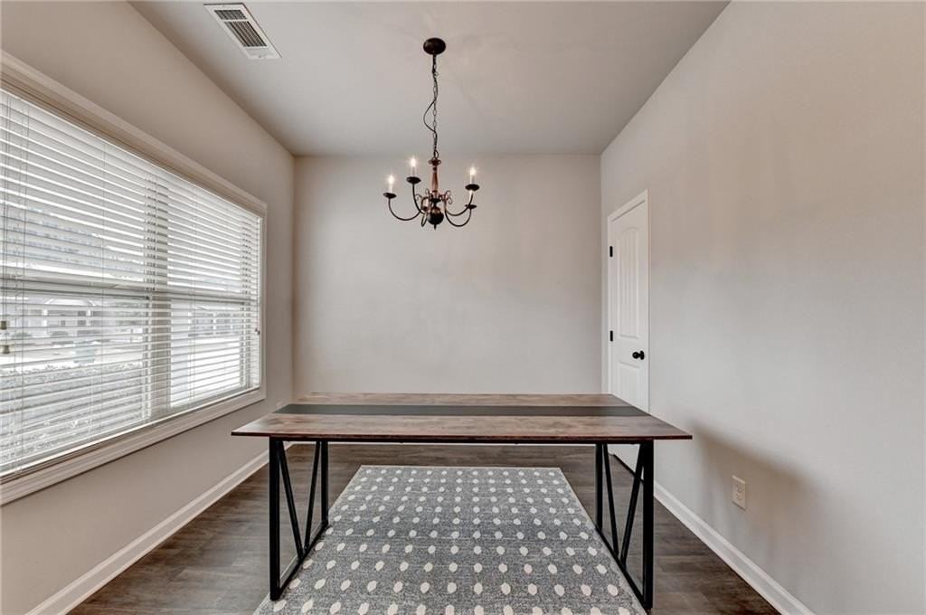 1145 Glenwyck Dr - Photo 5 of 48