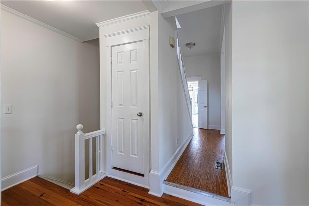 815 Edgewood Ave Ne - Photo 3 of 23