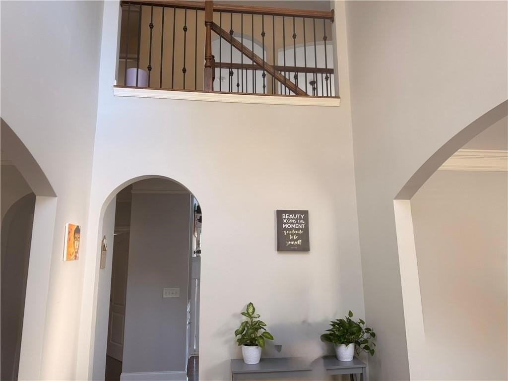 1880 Manor Vw - Photo 5 of 49