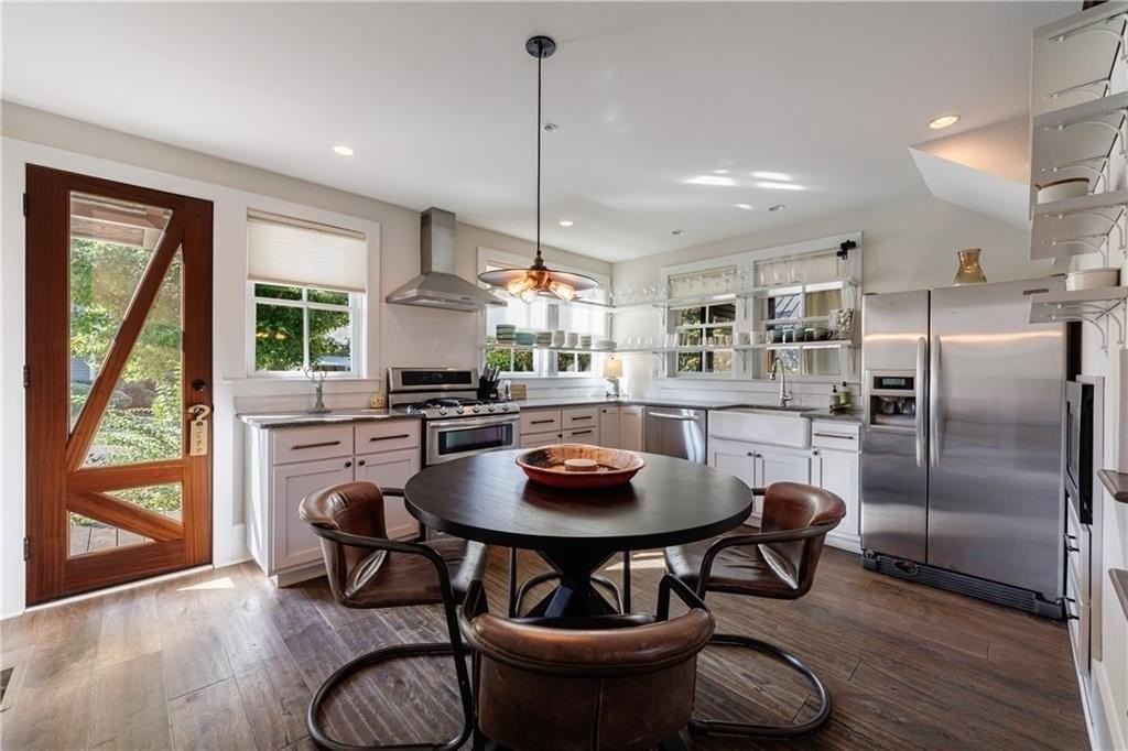 1015 Loliver Ln - Photo 6 of 29