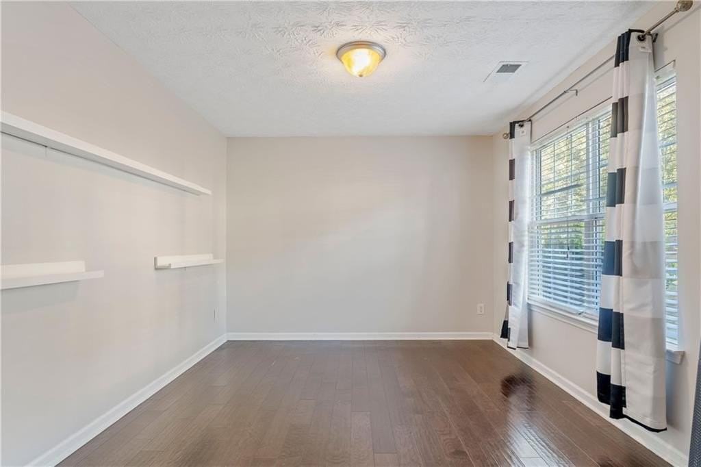 9122 S Sterling Lakes Dr - Photo 4 of 16