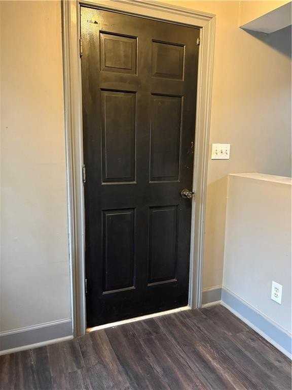 1562 Linksview Close - Photo 4 of 25