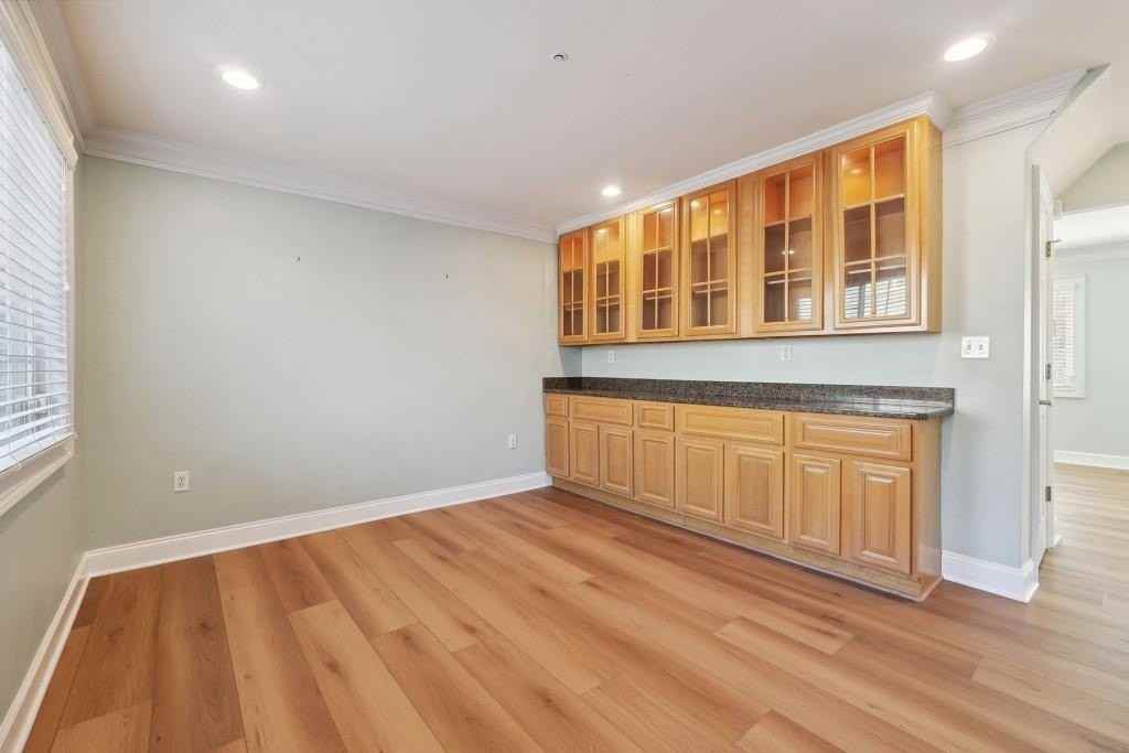 104 Rondak Cir Se - Photo 2 of 33