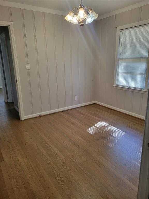 660 Dozier Dr - Photo 2 of 13