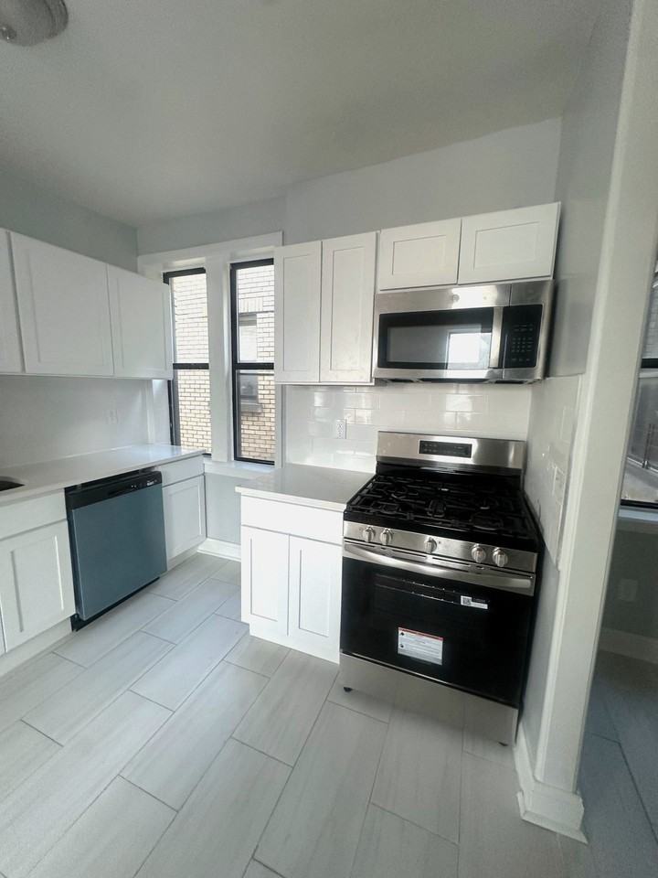 119 - Golden Crest 119 60th Street, LLC - Photo 2 of 48