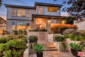 featured image of 2319 Bagley Ave