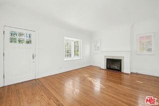 10543 Almayo Ave - Photo 4 of 8