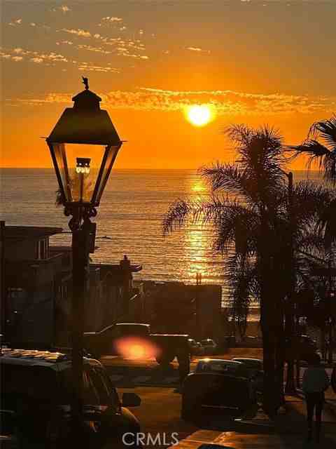 433 Marine Ave #B - Photo 6 of 8