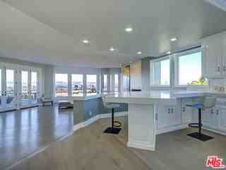 7800 Veragua Dr #1 - Photo 7 of 8