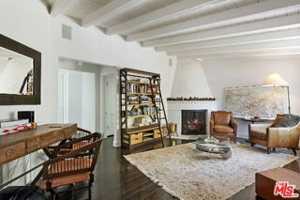 featured image of 111 S Glenroy Ave