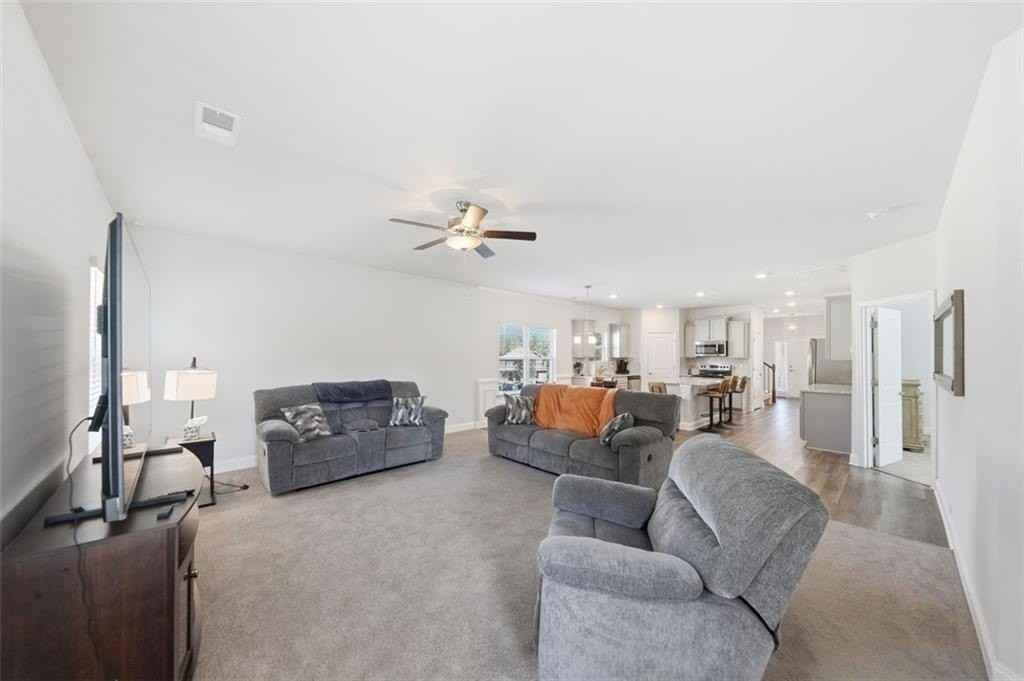 1861 Abbey Rd - Photo 6 of 24