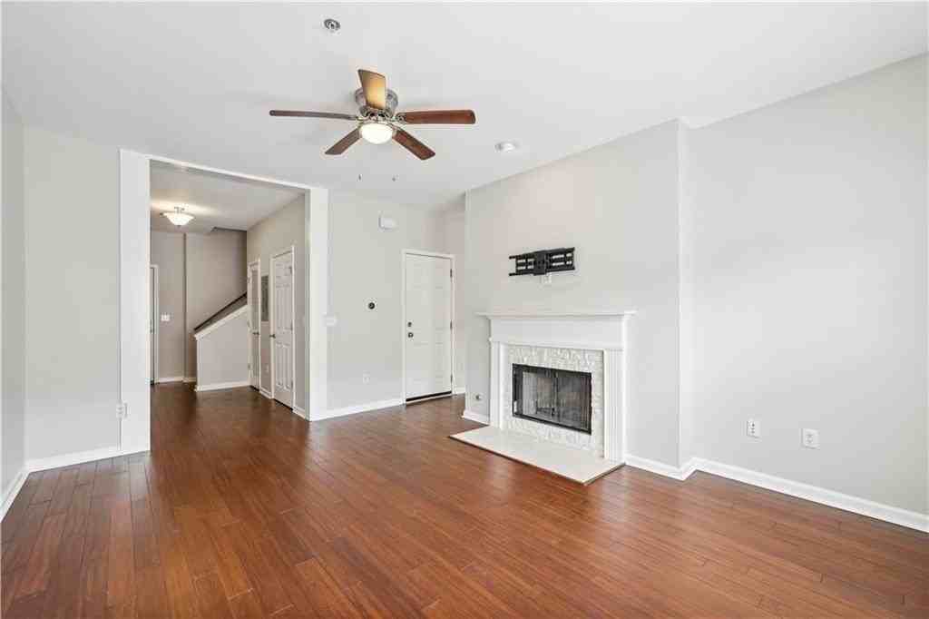 7110 Woodland Ln - Photo 7 of 34