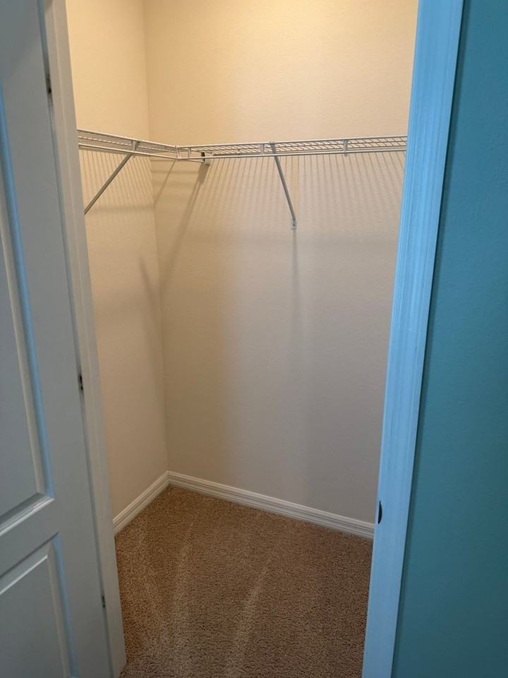 4207 Looking Glass Pl - Photo 5 of 26