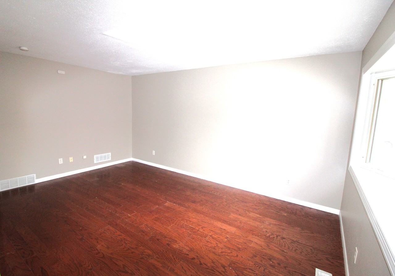 2514 Lipton Road - Photo 4 of 19