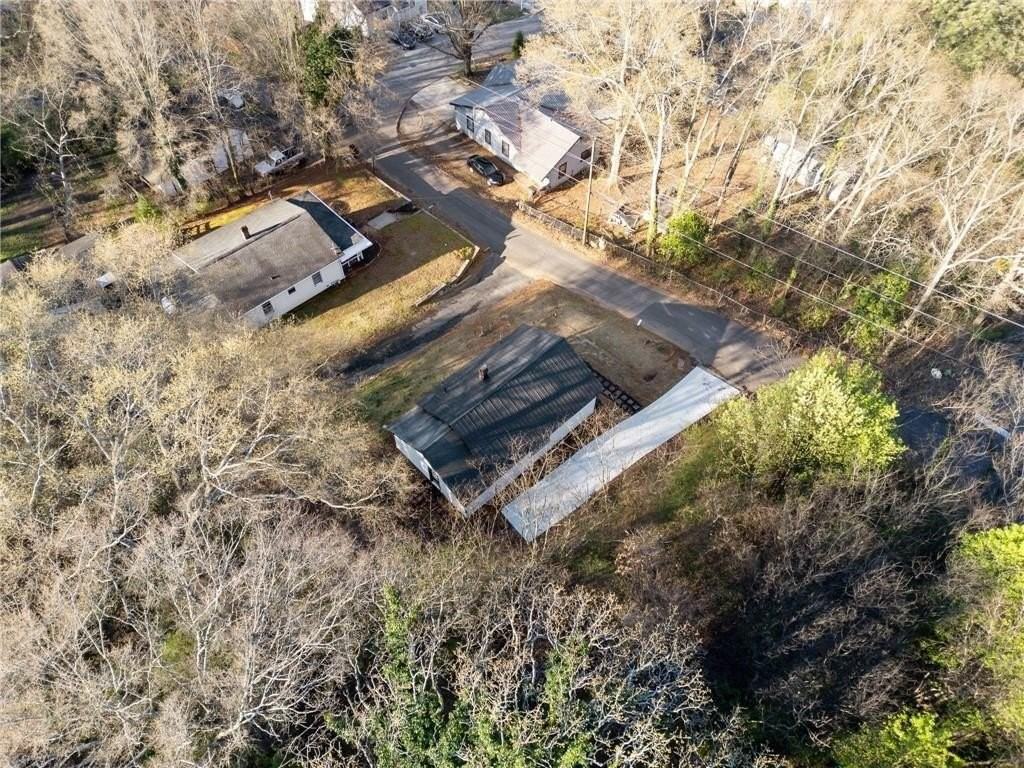 125 Roosevelt St - Photo 6 of 34