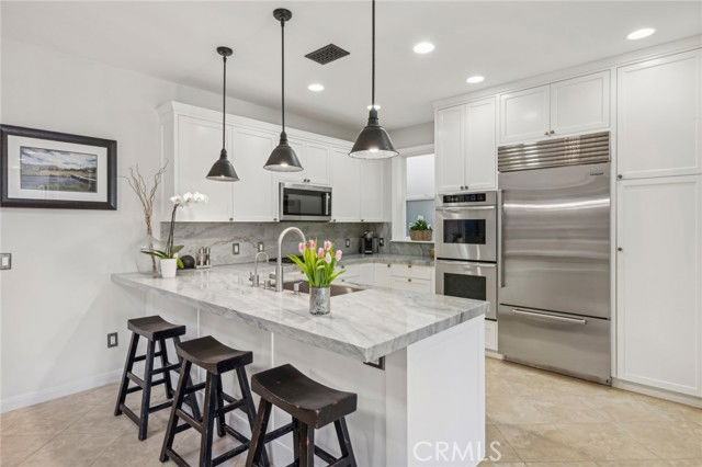 610 Marigold Ave - Photo 4 of 8