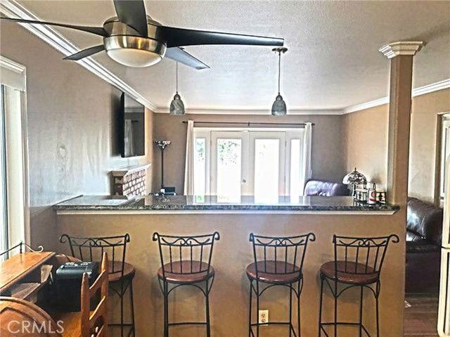 20011 Shorewood Cir - Photo 2 of 5