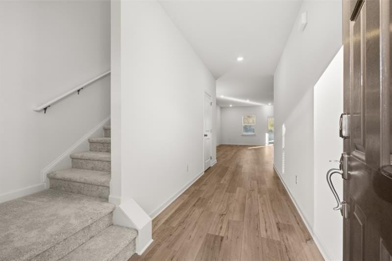 942 Evergreen Rd - Photo 3 of 30