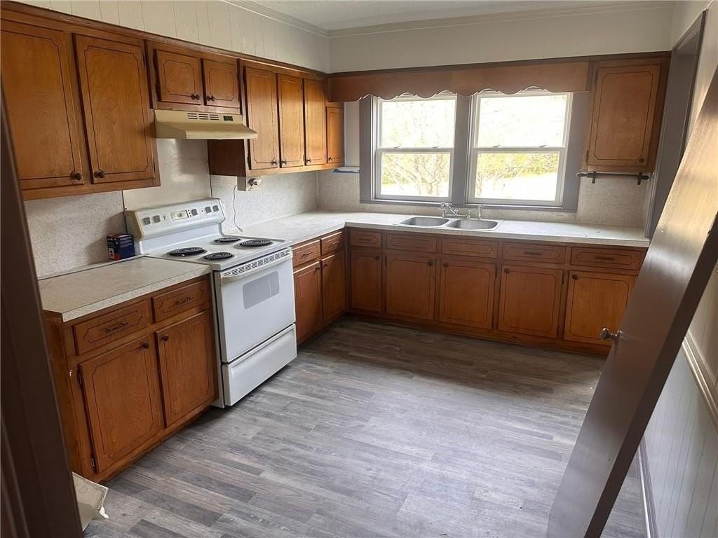 11100 Cumming Hwy - Photo 6 of 14