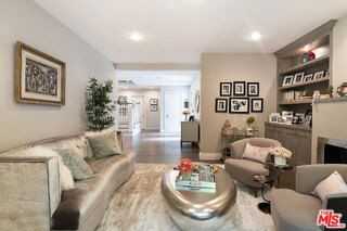 9145 Sawyer St - Photo 4 of 8