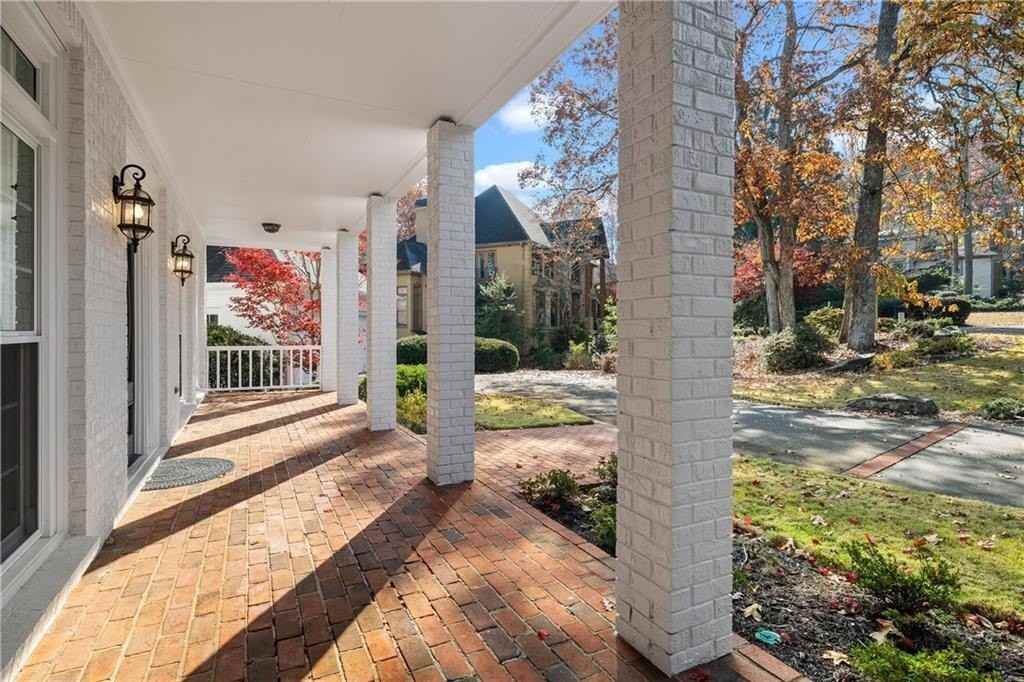 135 Staghound Ct - Photo 6 of 50