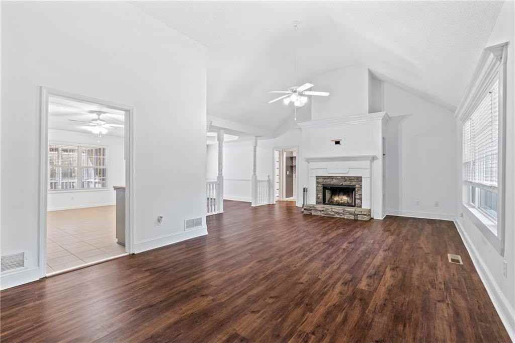 204 Red Fox Ct - Photo 7 of 50