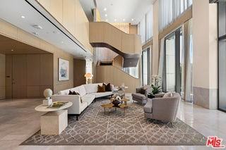 211 W Elm Ct #9E - Photo 3 of 8