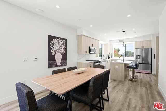 1959 E 1st St #1 - Photo 4 of 7