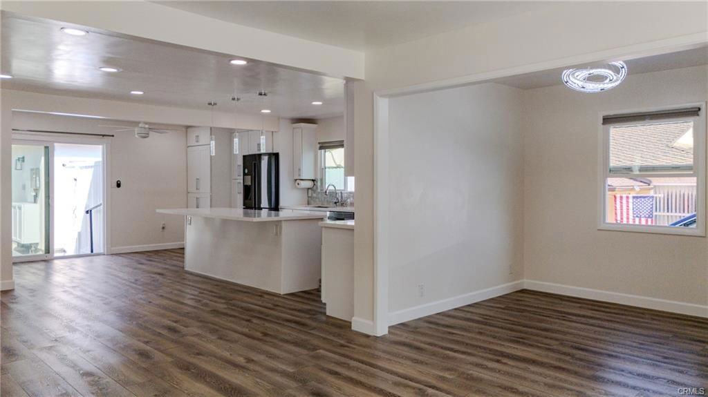 1509 South Meadows Avenue - Photo 2 of 8