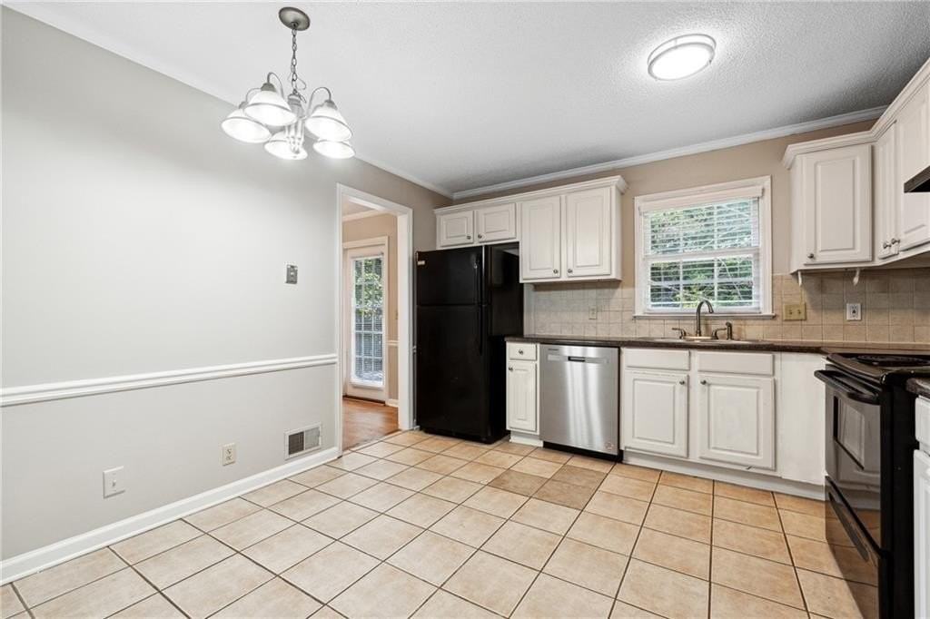 2684 Forest Way Ne - Photo 7 of 24