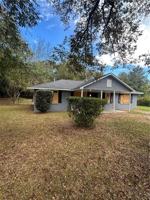 featured image of 3860 Lindwood Dr