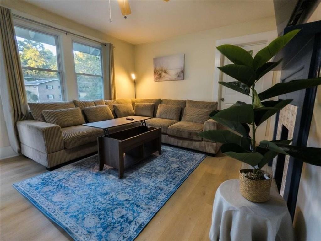 6557 Woodrow Rd - Photo 3 of 17