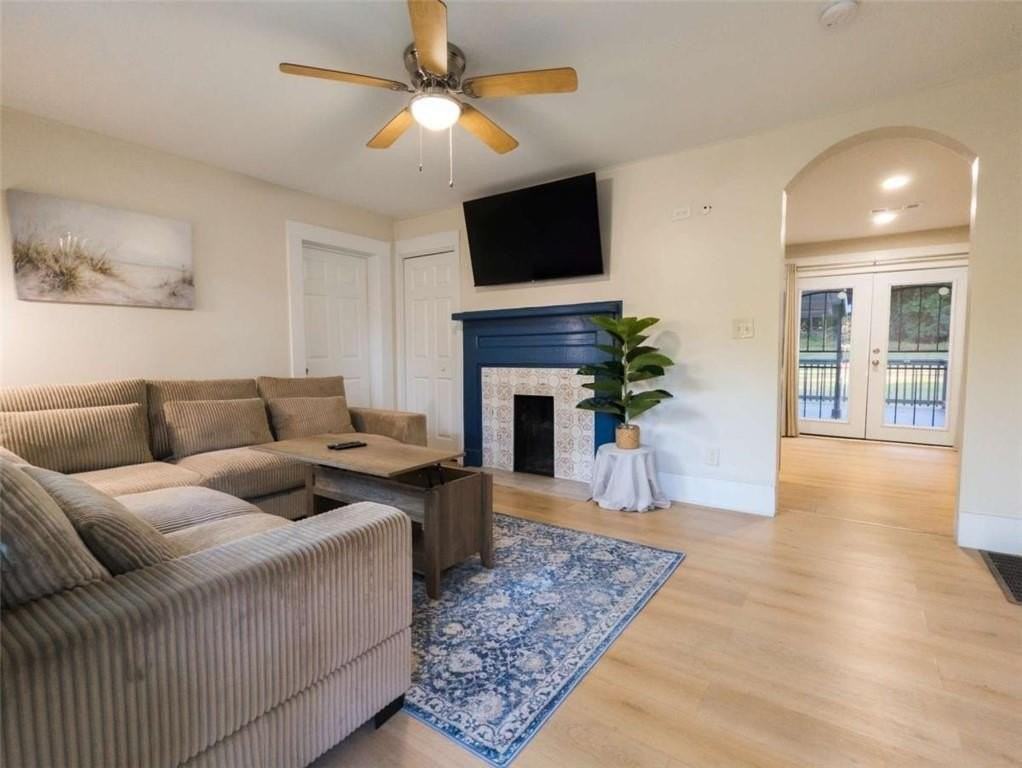 6557 Woodrow Rd - Photo 4 of 17