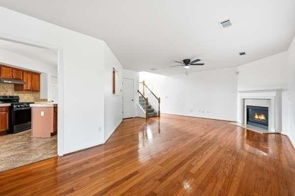 4545 Parkview Walk Dr - Photo 6 of 34