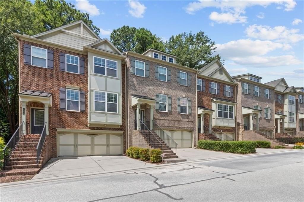 2086 Cobblestone Cir Ne - Photo 3 of 34