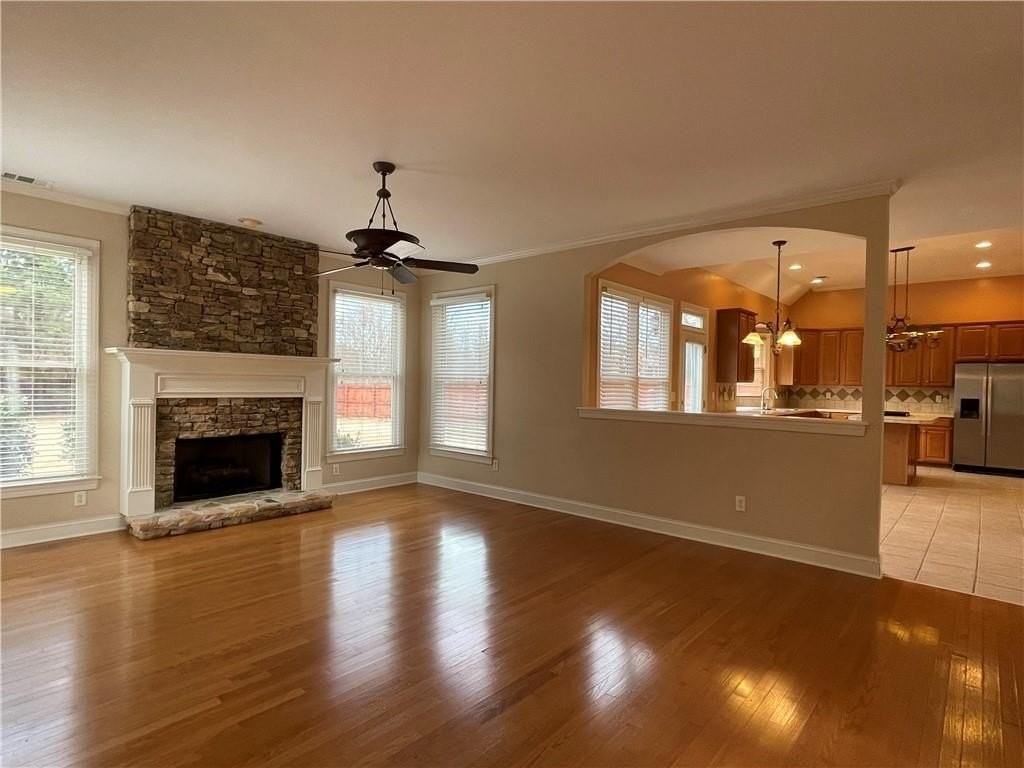 245 Gladeside Path - Photo 6 of 24