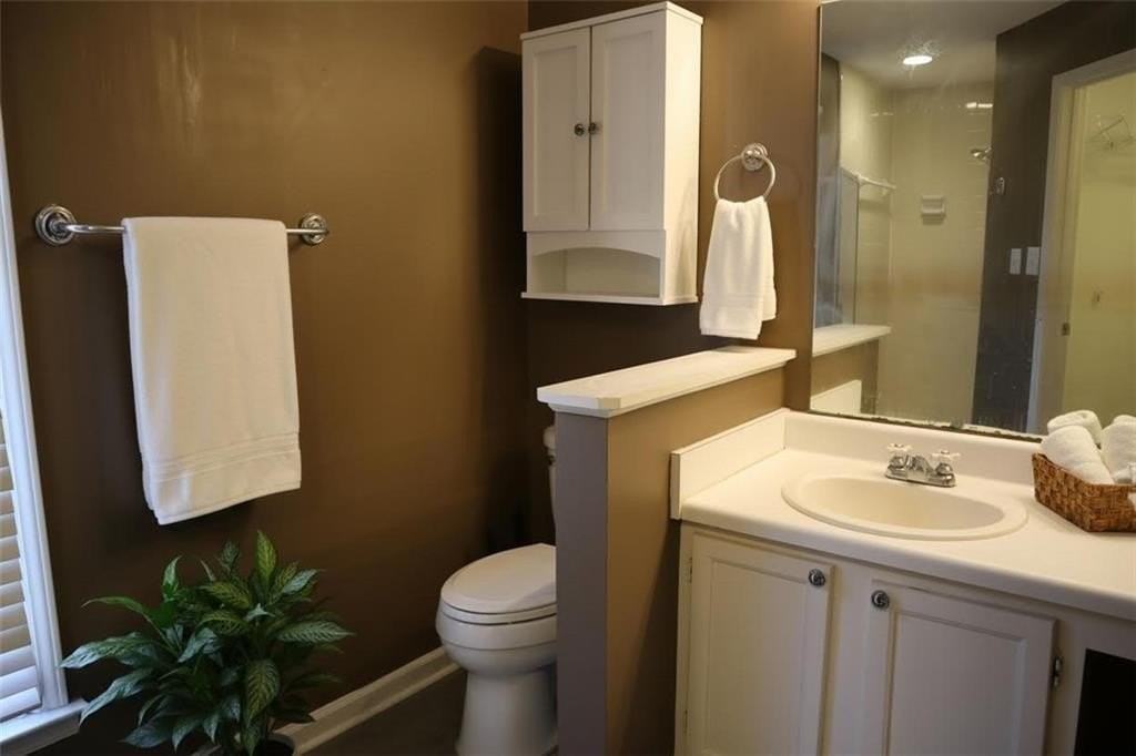 1103 Garden Ct - Photo 5 of 17