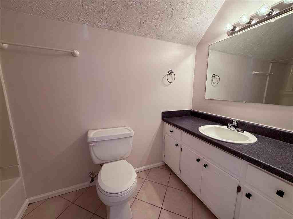 4825 Red Oak Dr - Photo 6 of 11