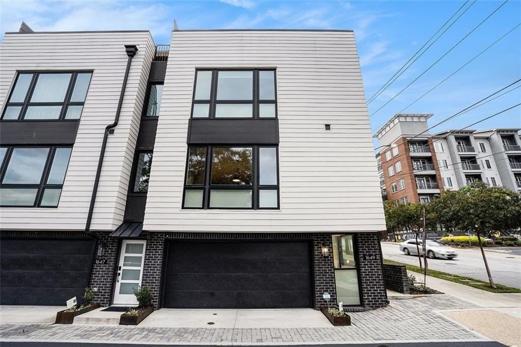 1649 1649 OVERLOOK Way NW - Photo 3 of 29