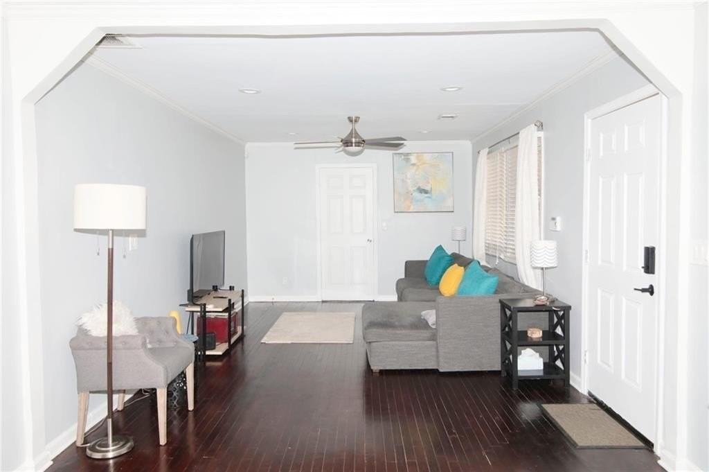 531 Allendale Dr - Photo 4 of 19