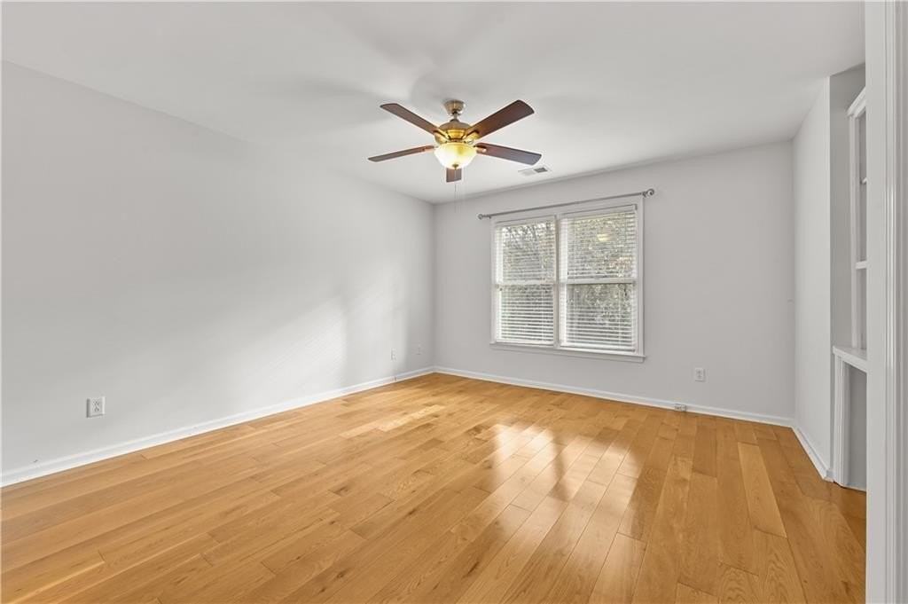 1070 Admiral Xing - Photo 7 of 50