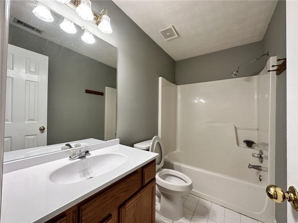 800 Johnson Mill Ter - Photo 7 of 11