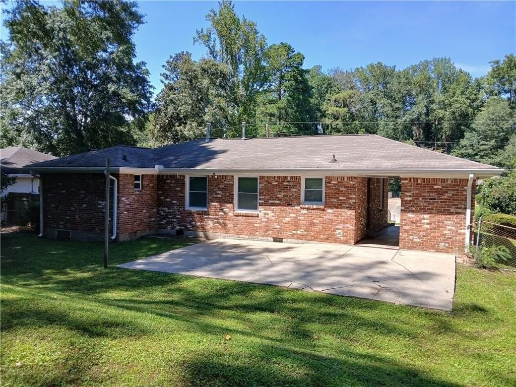 3175 Bellgreen Way - Photo 2 of 10