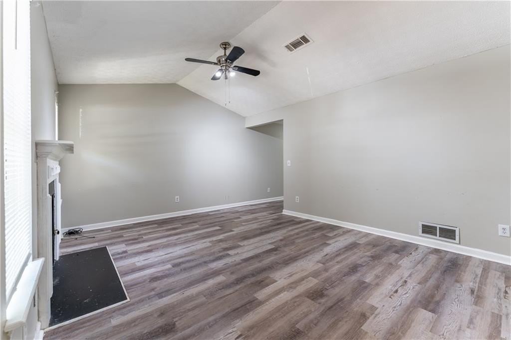 1101 Old Saybrook Ct - Photo 3 of 23