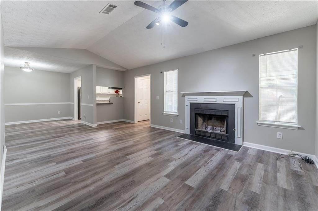 1101 Old Saybrook Ct - Photo 5 of 23