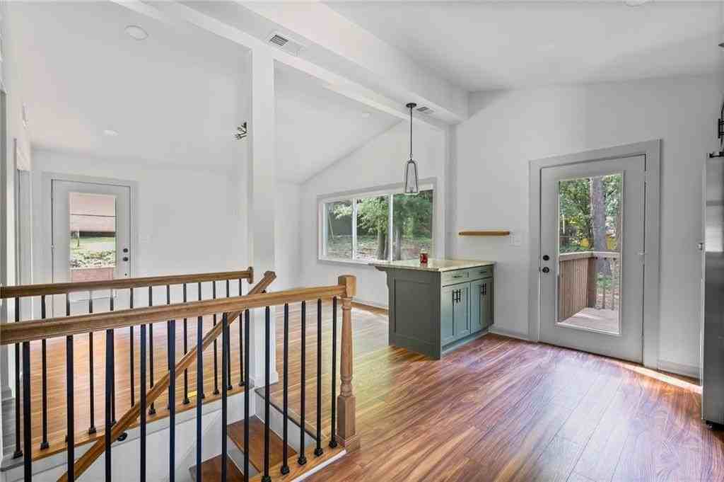 3119 Piper Dr - Photo 4 of 31